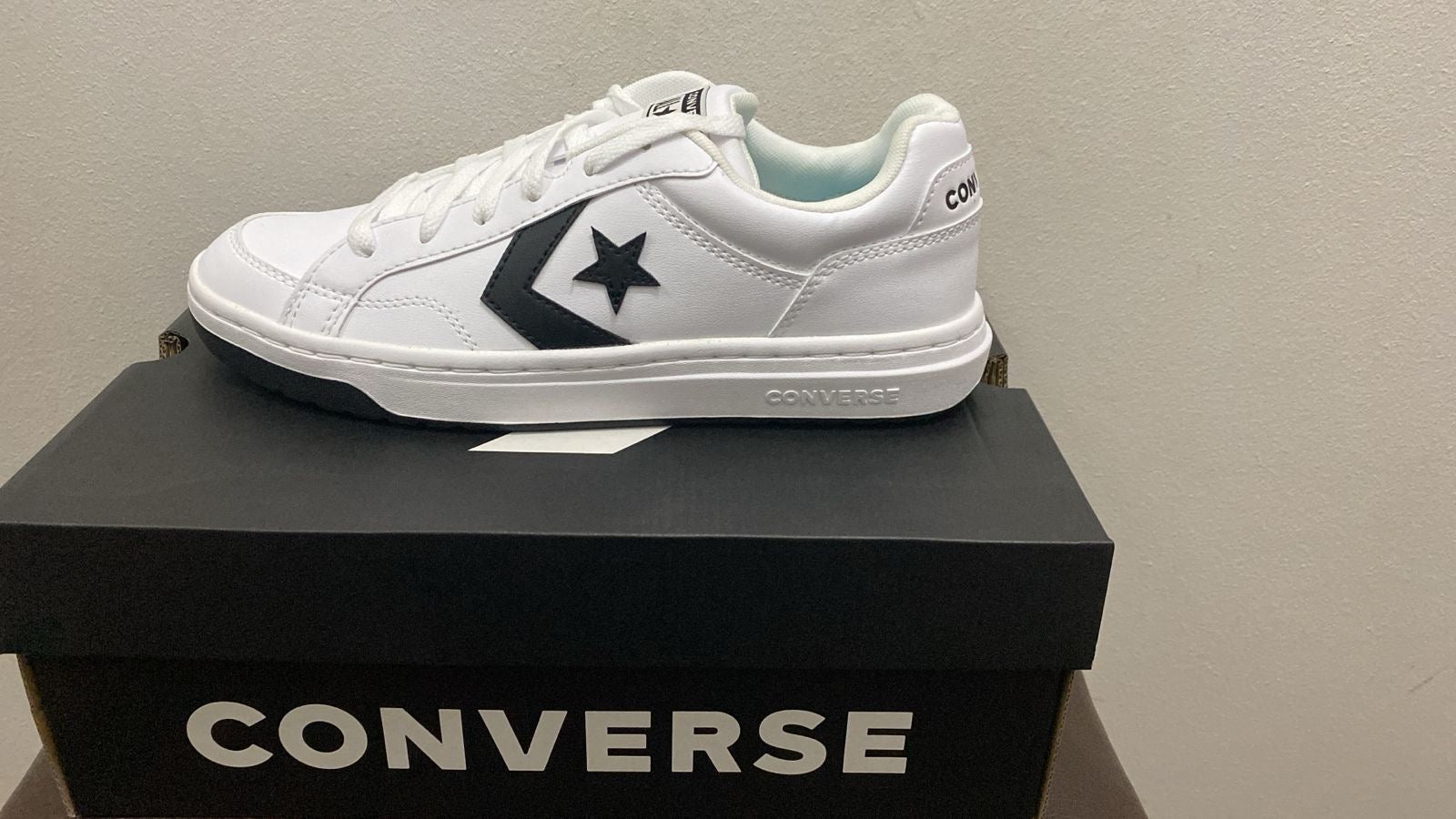 Men's Sneakers – Smitty's Online
